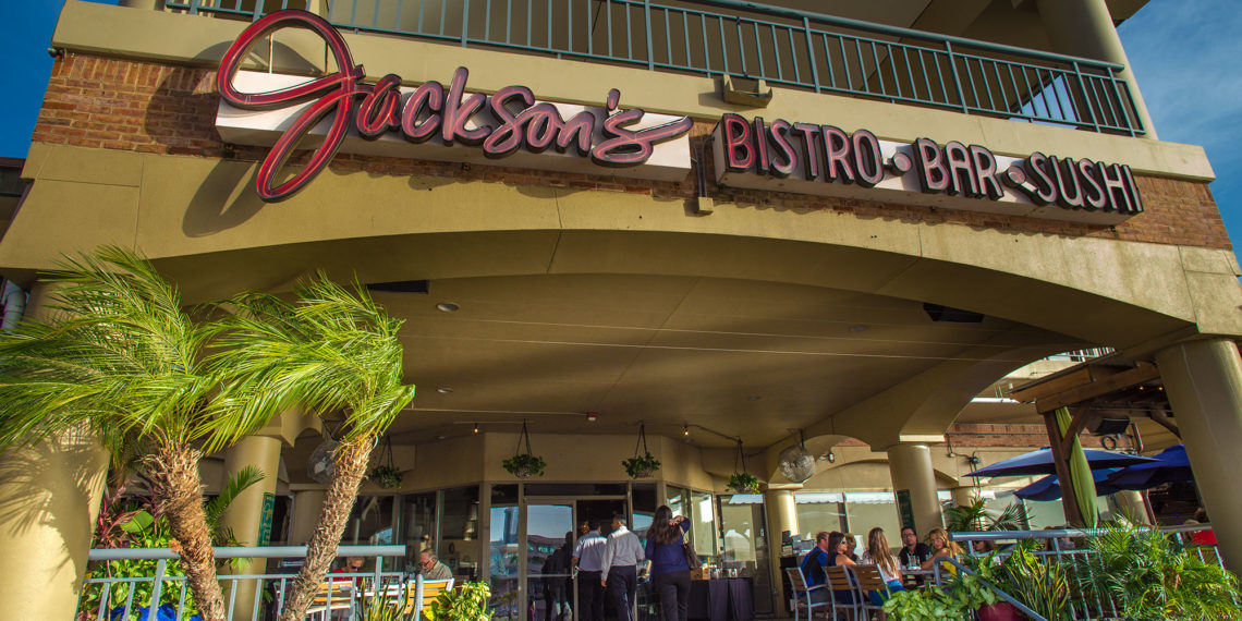 10 Places to Eat Near Amalie Arena Tampa Magazines