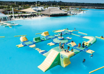 5 Tampa Bay Area Communities with Resort-Style Amenities