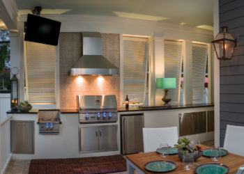 Savoring the Sunlight: Outdoor Kitchens in Tampa