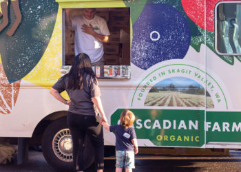 Cascadian Farm Doing Good Through Food with Feeding Tampa Bay