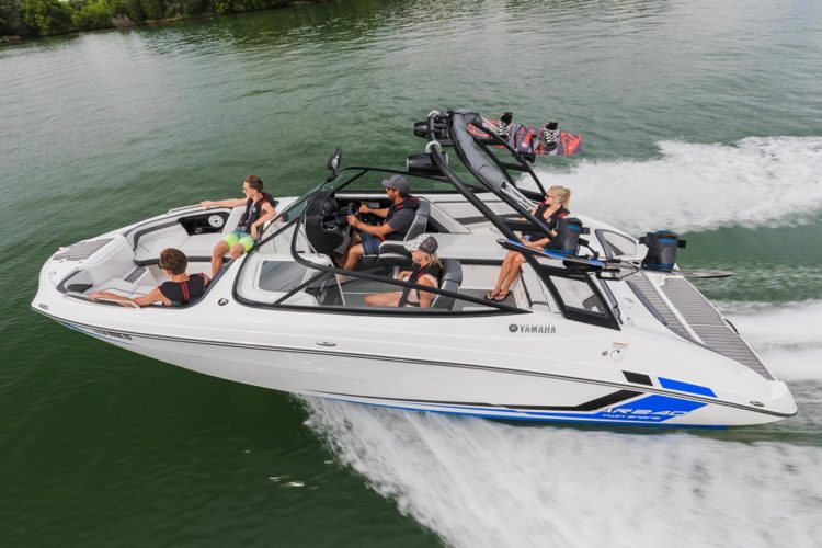 Top 7 Boating Activities in Tampa - Tampa Magazine