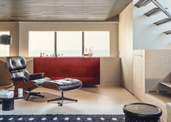 Luxury Yachts for Overnighting