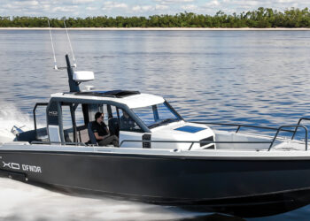 Pilothouse Popularity: Boats for All-Weather Comfort