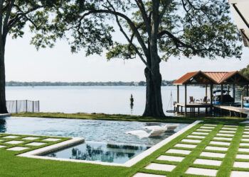 How to Create an Outdoor Oasis