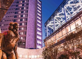 Nonstop to Mexico City, Mexico